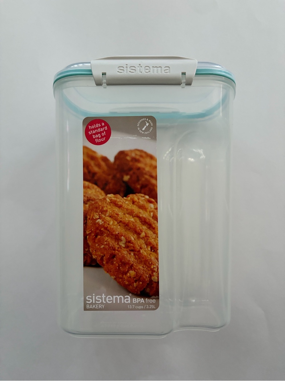 Sistema Clear Bakery Food Storage Container with Aqua-Tint Seal